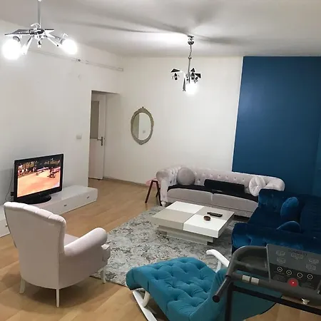 Apartment Saglam 3 *